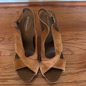 NEVER WORN BEFORE BROWN SUEDE BCBG HEELS!